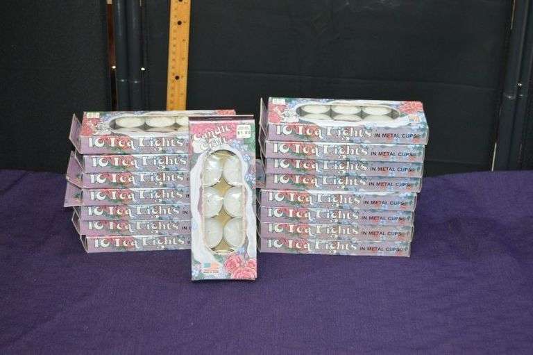 LARGE AMOUNT OF TEA LIGHTS
