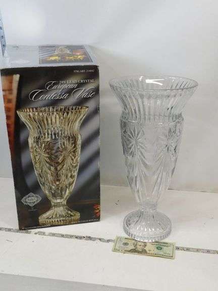 European Contessa Vase- 24% Lead Crystal- Very Heavy