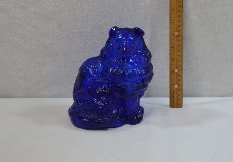 VINTAGE COBALT BLUE GLASS PERSIAN CAT COVERED CANDY BOWL. VERY NICE