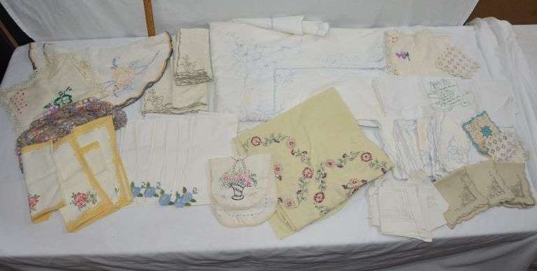 EMBROIDERED LINENS