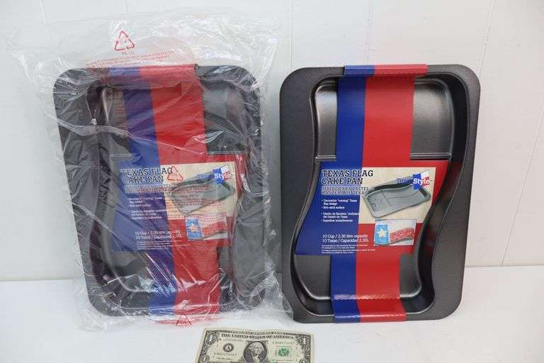 NEW Lot of TWO Texas Flag Cake Pans! (5B)