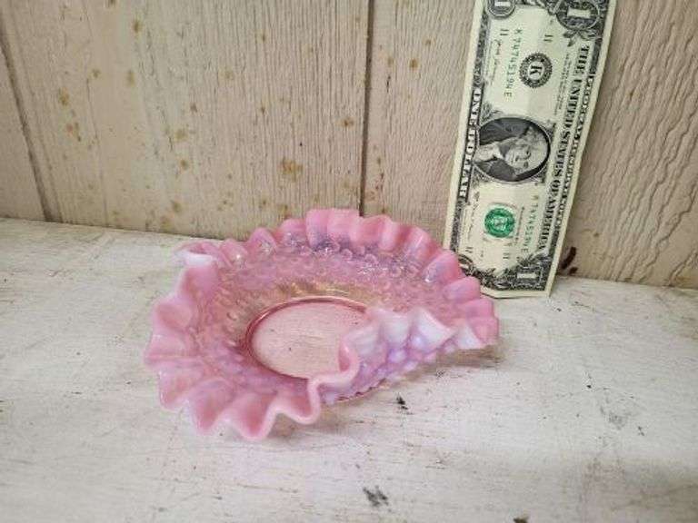 Fenton Opalescent Cranbury Glass Dish. ~ cash only ~ . (1A)