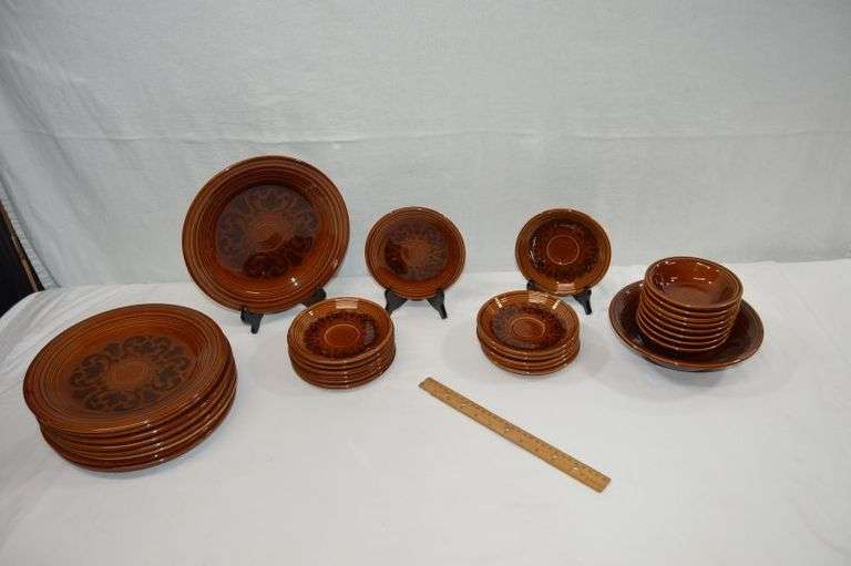 SHEFFIELD AMBERSTONE DISHES. THE PLATES ARE MARKED SHEFFIELD, BUT THE BOWLS & SAUCERS ARE NOT