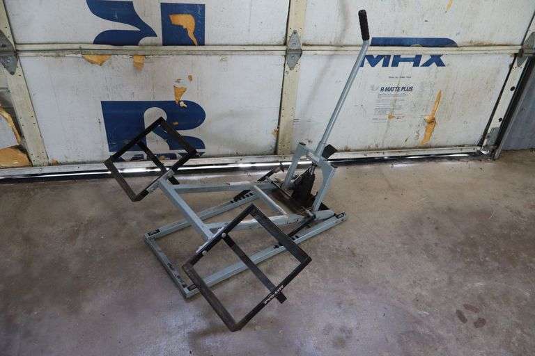 Lawn Mower Lift! Works great! (RD)