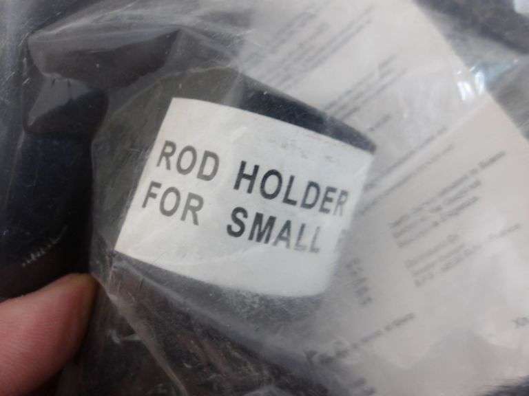 $$ NEW Sevylor Fish Hunter HF250 Inflatable Boat w/Oars! (10B)