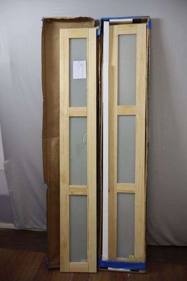 NEW Raw Unfinished Bi-Fold Door Set w/Hardware! 24x80 (R2)