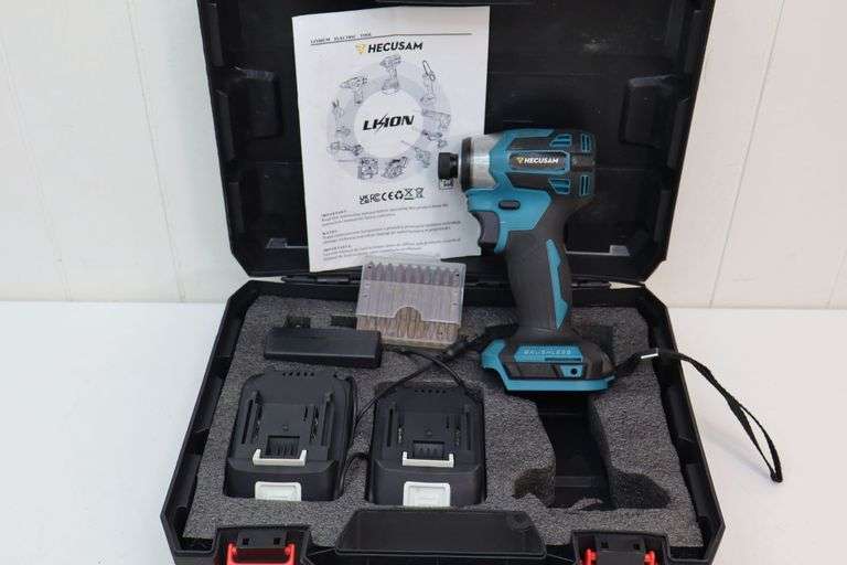 NEW 20v Impact Kit w/2 Batteries & Hard Cary Case! (11C)