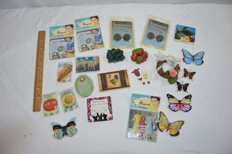 ASSORTED MAGNETS