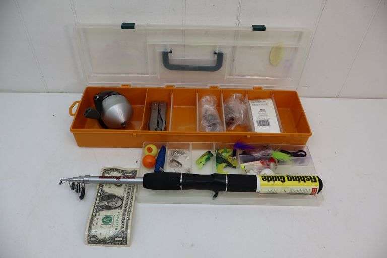 NEW Zebco Rod/Reel & Tackle Combo Kit! (9C)