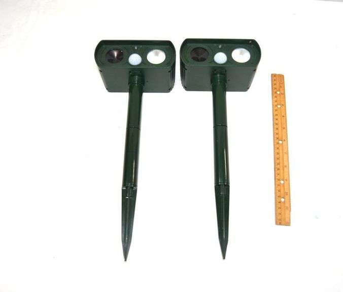 SOLAR ANIMAL REPELLERS - UNTESTED