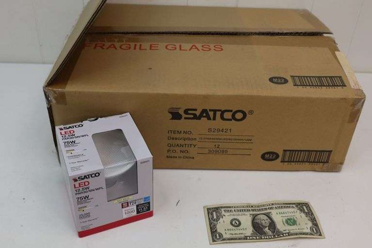 NEW 12CT Case of Satco 75W LED Dimmable Flood Light Bulbs! (6A)