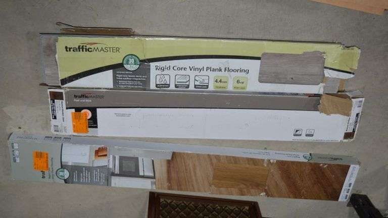 3 BOXES OF DIFFERENT COLOR & LENGTHS FLOOR PLANKS. A FEW MAY BE DAMAGED AT THE ENDS