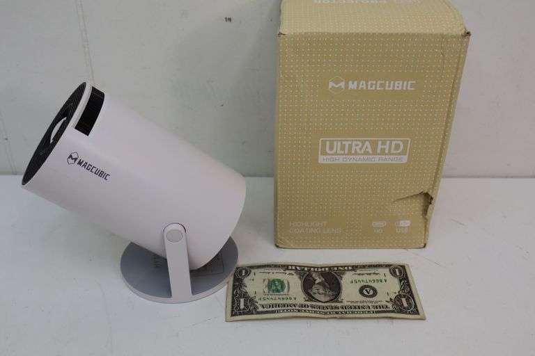 NEW MagCubic Ultra HD Smart Mini Projector w/WiFi/Bluetooth! (2D)