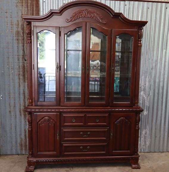 Gorgeous 2-Piece China Cabinet! Excellent condition w/very little wear! 60x18x85 (RD)