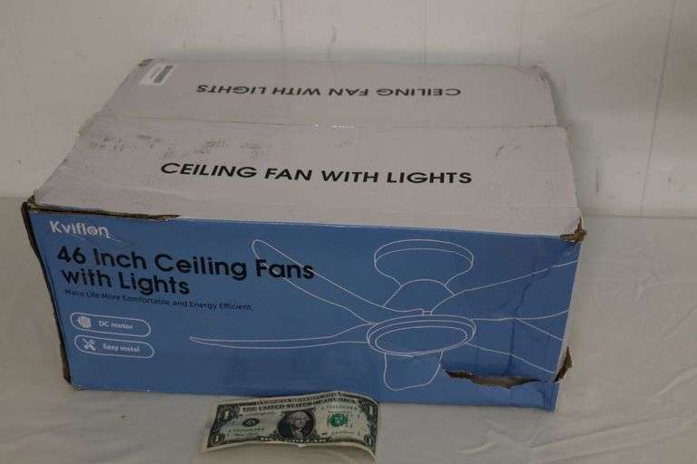 NEW 46" Indoor/Outdoor Ceiling Fan w/Dimmable 3-Color LED Light & Remote Control! White/Natural. (10E)