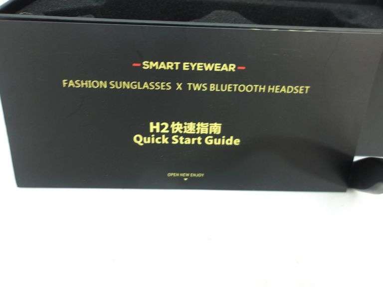 NEW Bluetoth Smart Glasses Set! (11C)