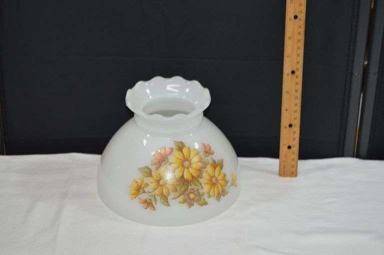 VINTAGE GLASS LAMP TOP
