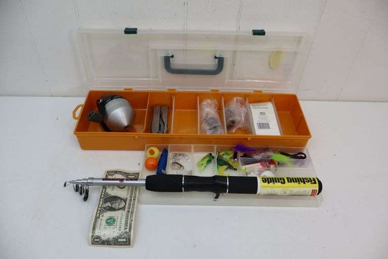 NEW Zebco Rod/Reel & Tackle Combo Kit! (9C)