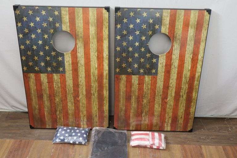 NEW Cornhole Bean Bag Toss Set! Nice! Includes Carry Bag! (W1)