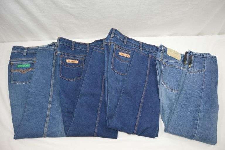 BRAXTON STRETCH JEANS, SIZE 7 SHORT & 8 SHORT, GITANO JEANS 7/8 SHORT. I BELIEVE THESE HAVE BEEN TAKEN IN & COULD BE A SIZE 4