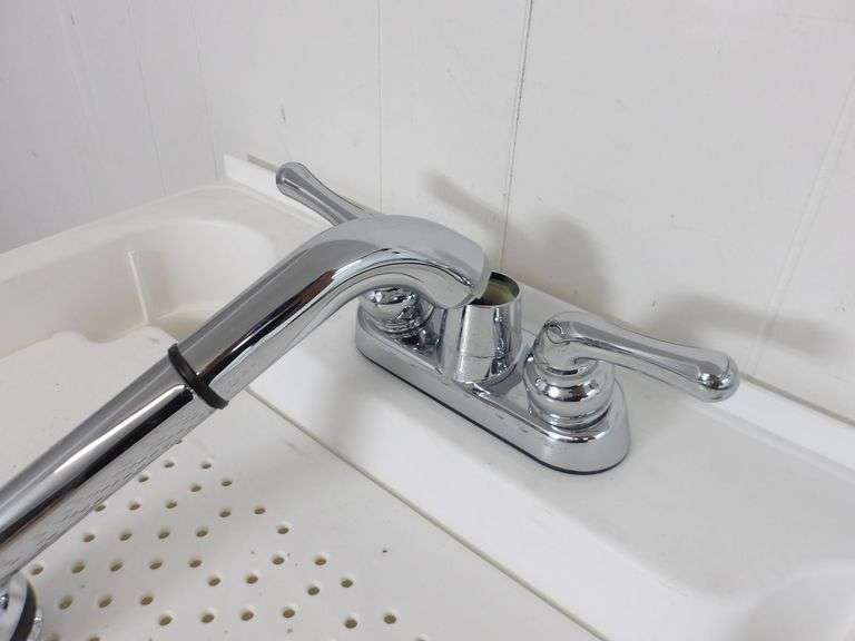 Utility Sink! Faucet is broken, as shown. Missing 2 Legs. (7C)