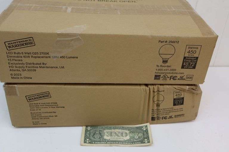 NEW Lot of TWO 15-Count Cases of Maintenance Warehouse 40W Dimmable LED Light Bulbs! (7B)