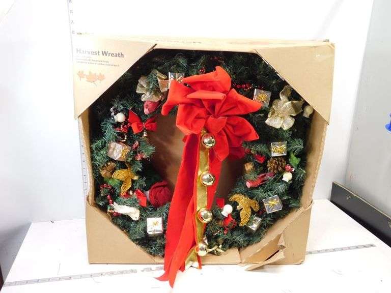 Christmas Decore ( Harvest Wreath)- Great Shape