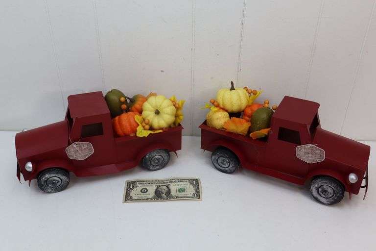 NEW Lot of TWO Country Side Metal Decorative Trucks! (5A)