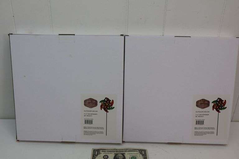 NEW Lot of TWO Country Side 38" x 11" Metal Garden Spinners! (3D)