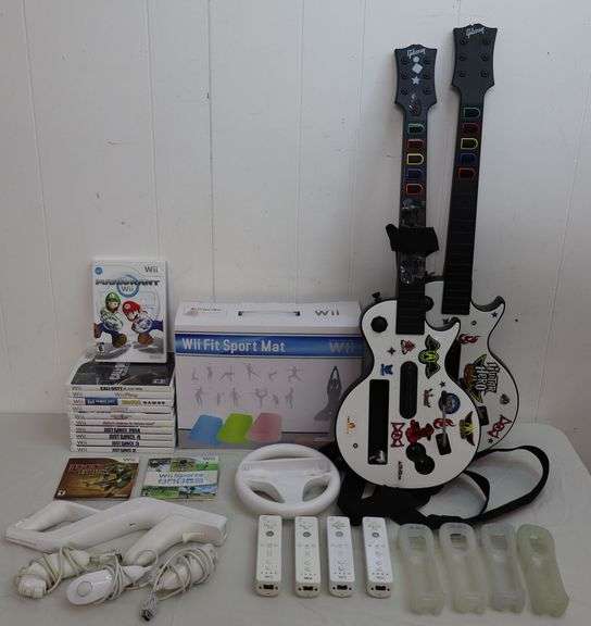 Large Wii Accessory Lot! Controllers, NEW Sport Mat, Multiple Games (Mario Kart, Wii Sports, Link's, ETC) & More! (8B)
