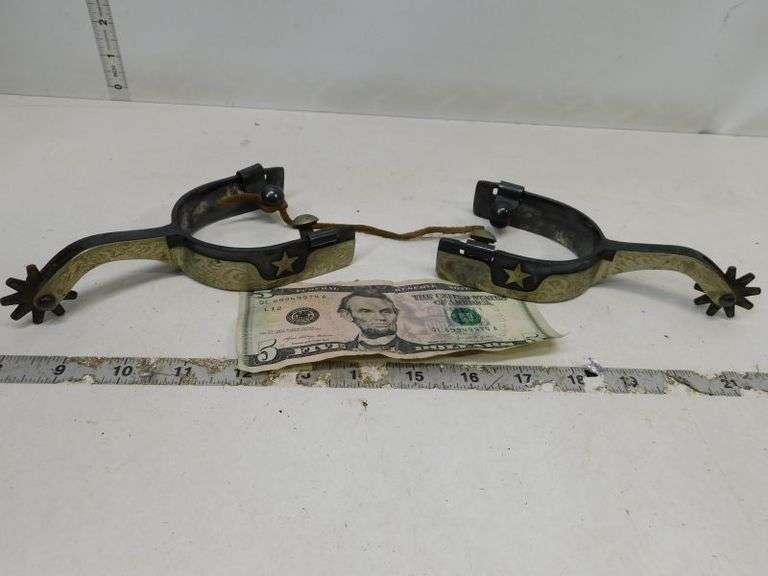 Pair  Spurs