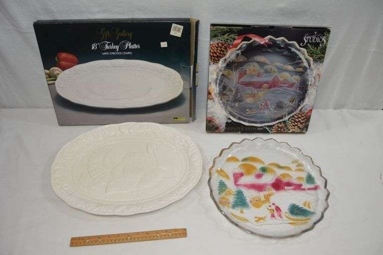 18" TURKEY PLATTER & CHRISTMAS PLATE