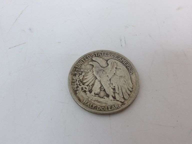 1942 Walking Liberty Half-Dollar! 90% Silver! (DC)