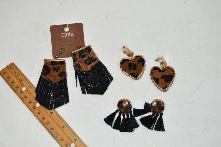 FASHION EARRINGS