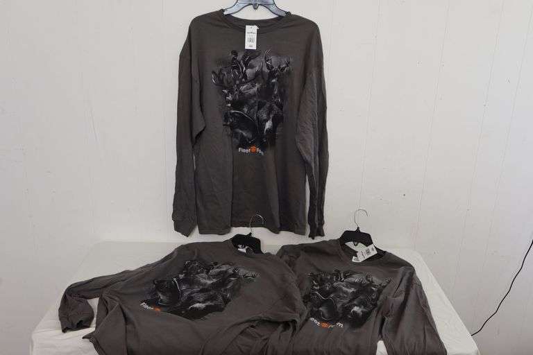 NEW Lot of THREE Men's Fleet Farm Long Sleeve Shirts! Size XL (W1)