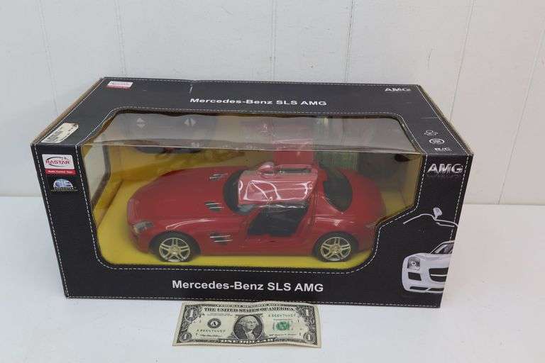 Rastar Mercedes SLS AMG Radio Control Car Set! (14C)