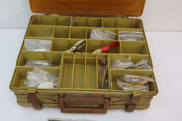 Vintage Plano Magnum Tackle Box & Contents! (12D)