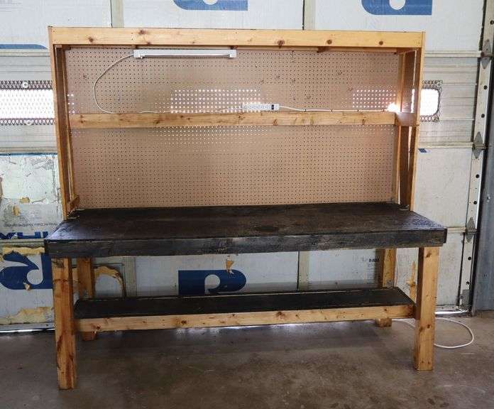 LARGE 2-Piece Work Bench w/Light! 86x30x78 (RD)