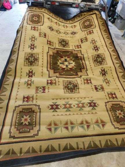 Nice Area Rug- Approx..7x9 - Please Confirm At Preview
