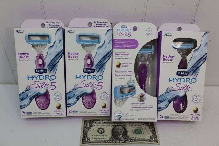 NEW Lot of FOUR Schick Hydro Silk 5 Razor Kits! (Razor, 2 Cartidges & Shower Hanger!) (3C)