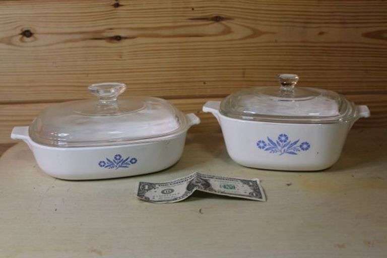 Corn Flower Corning Ware Dishes with Lids.  W6