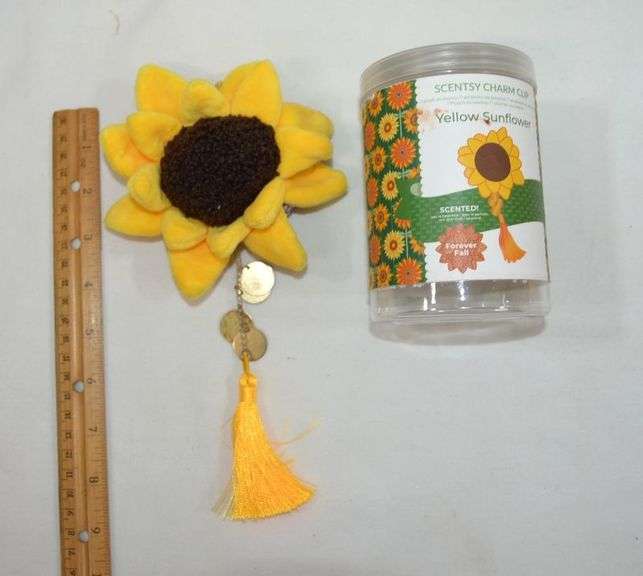 SCENTSY YELLOW SUNFLOWER CHARM CLIP