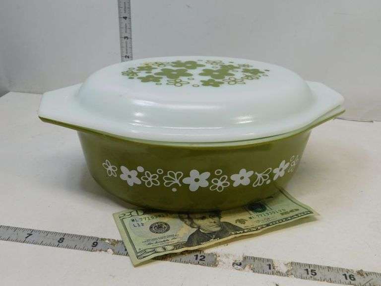 Vintage PYREX Crazy Daisy Spring Blossom - 1 1/2 Qt- Good Condition