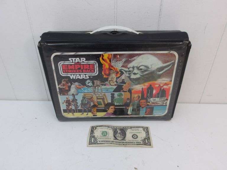 $$$ Vintage 1980 Kenner Star Wars: The Empire Strikes Back Action Figure Collector's Case FULL of Vintage 1970's-80's Figures!! *LOOK THIS UP* The case has it's OWN value, as well as EACH figure/accessory!! $$$ GREAT LOT!! (OS)