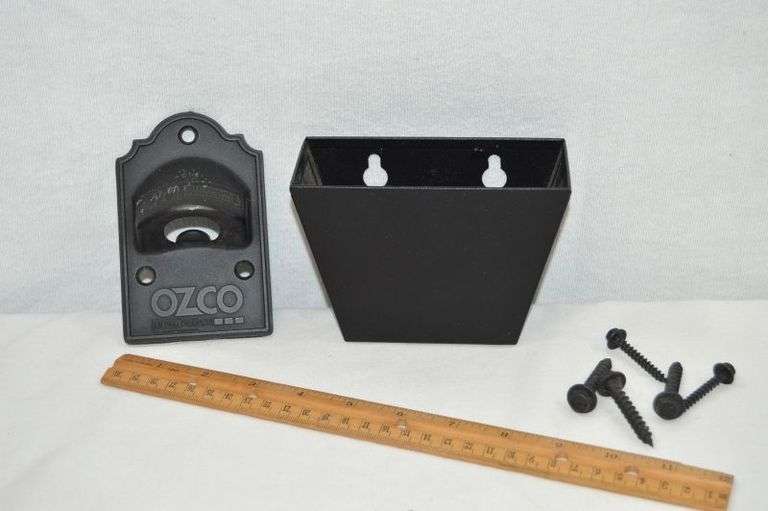 OZCO BOTTLE OPENER WITH CAP CATCHER
