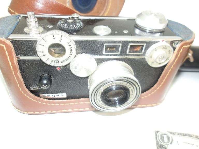 Vintage Brownie Hawkeye AND Targus Cameras w/Accessories! (12D)