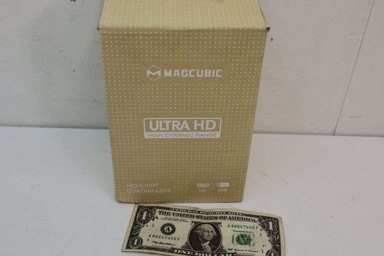 NEW MagCubic Ultra HD Smart Mini Projector w/WiFi/Bluetooth! (12B)