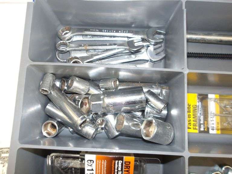 Winzer Metal Organizer Case, Contents & More! (13B)