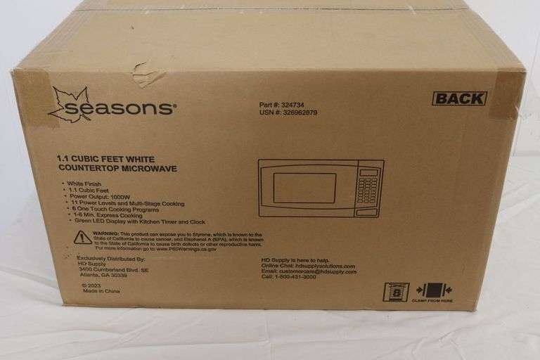 NEW Seasons 1.1 cu ft Microwave! White. (14D)