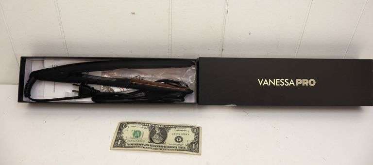 NEW Vanessa Pro Flat Iron! (1A)